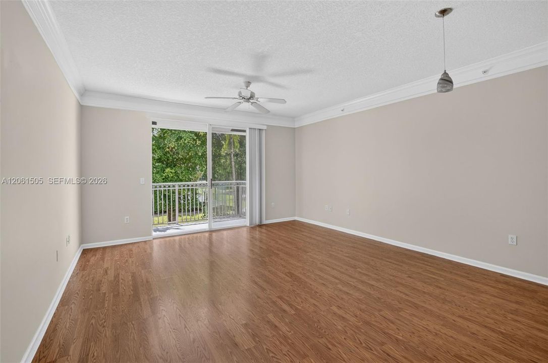 В аренду: $2,750 (2 спален, 2 ванн, 1175 Квадратных фут)
