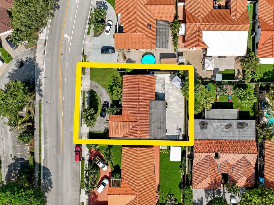 На продажу: $750,000 (3 спален, 2 ванн, 1638 Квадратных фут)