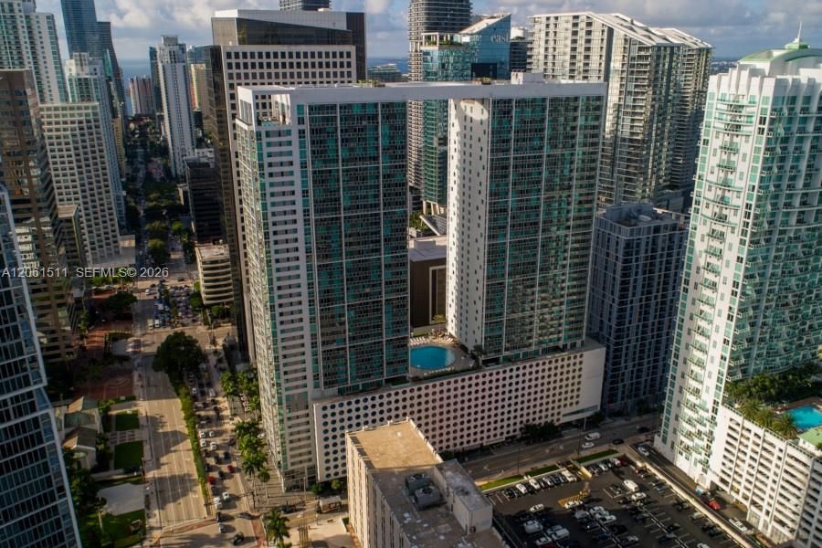 На продажу: $620,000 (2 спален, 2 ванн, 1197 Квадратных фут)