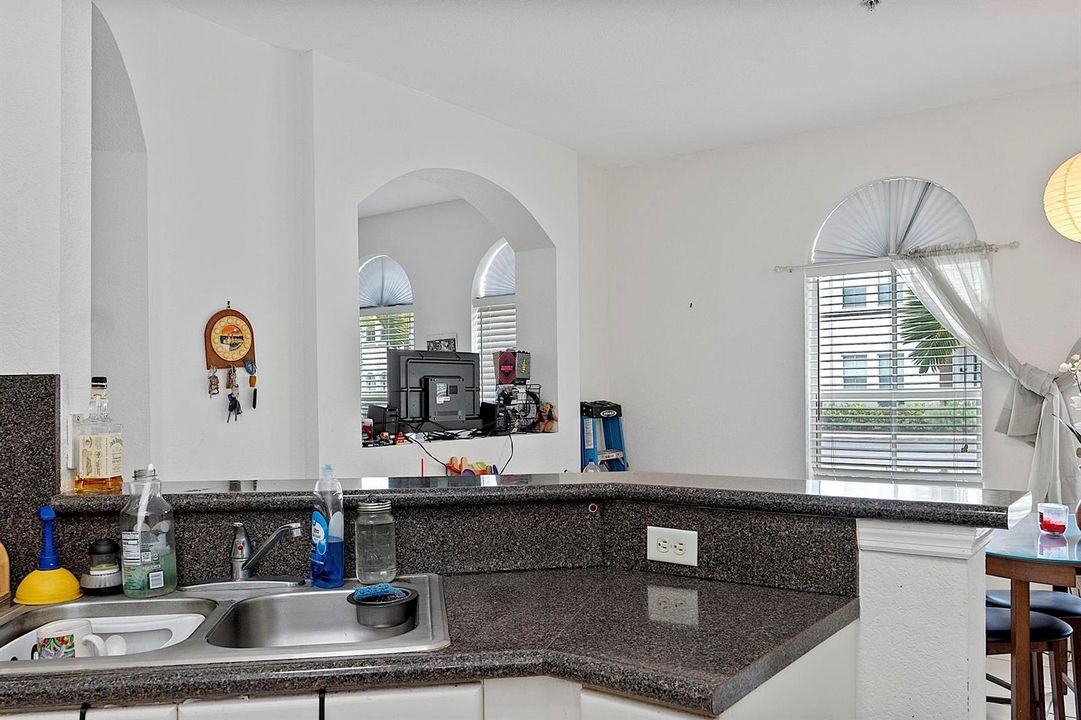 4331 Sw 160 Ave # 103 Miramar Fl 33027 -