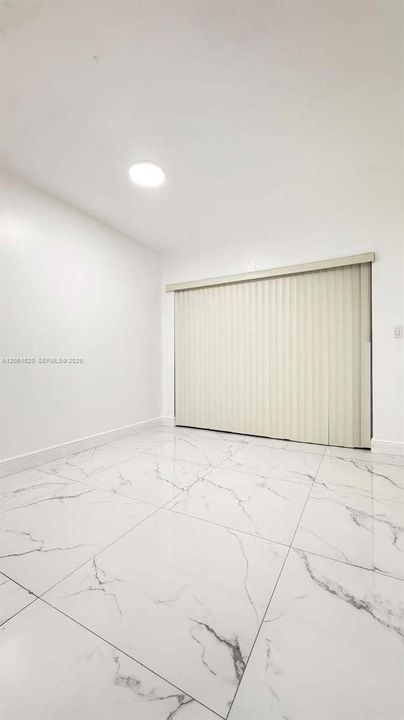 В аренду: $3,500 (4 спален, 2 ванн, 1415 Квадратных фут)