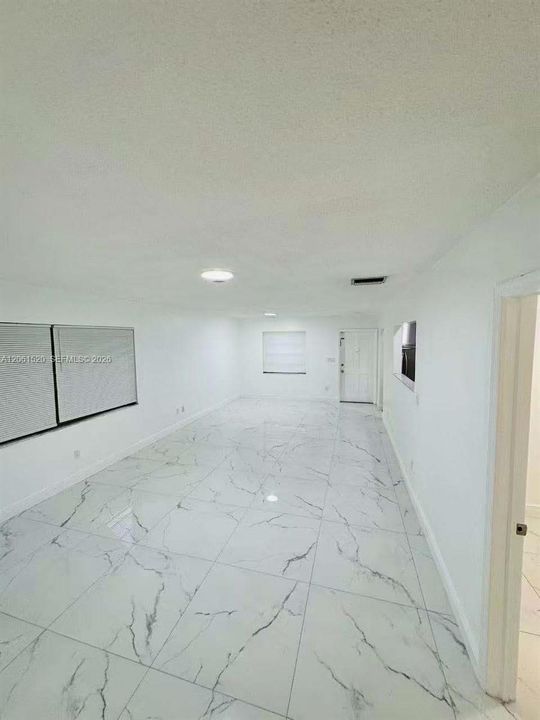 В аренду: $3,500 (4 спален, 2 ванн, 1415 Квадратных фут)