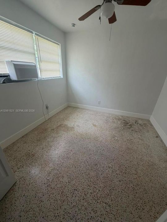 En Venta: $525,000 (3 camas, 1 baños, 1070 Pies cuadrados)