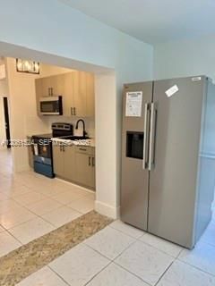 En Renta: $2,950 (3 camas, 1 baños, 1100 Pies cuadrados)