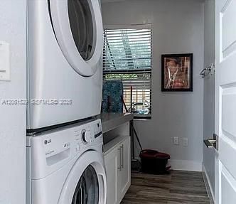 En Renta: $4,000 (5 camas, 4 baños, 2048 Pies cuadrados)