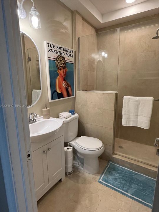 В аренду: $5,600 (4 спален, 3 ванн, 2017 Квадратных фут)