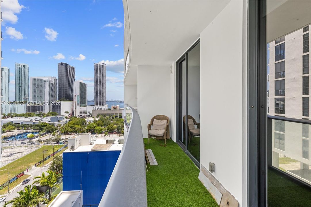 В аренду: $2,950 (1 спален, 1 ванн, 754 Квадратных фут)