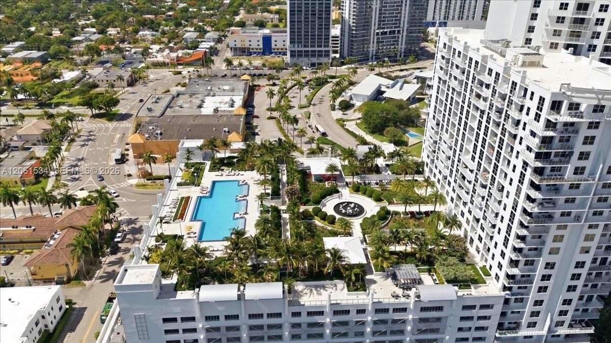 В аренду: $2,600 (1 спален, 1 ванн, 672 Квадратных фут)