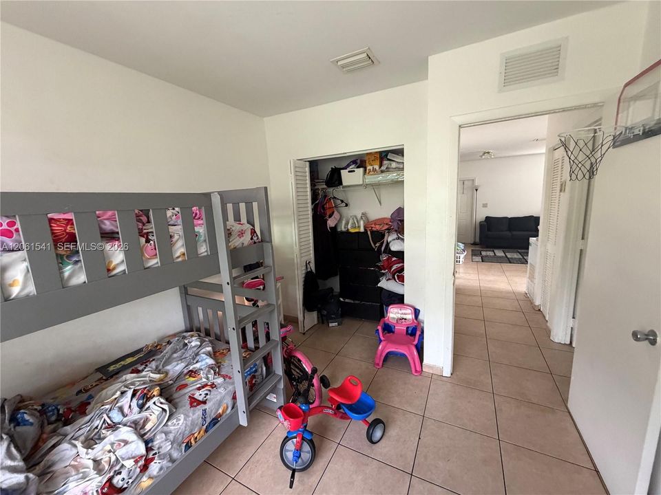 En Renta: $2,000 (2 camas, 1 baños, 0 Pies cuadrados)