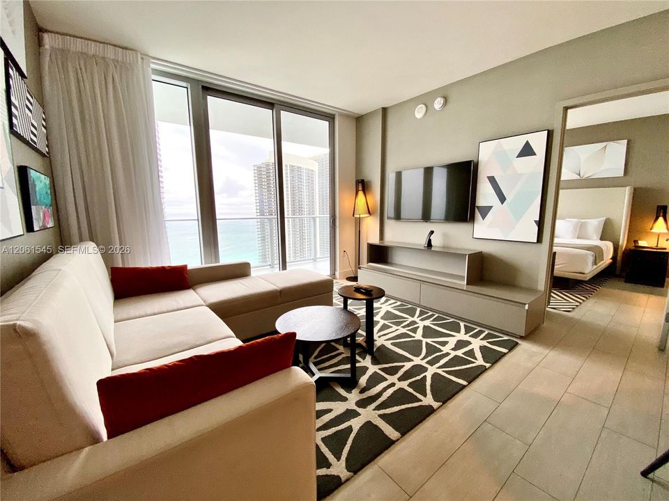 В аренду: $6,500 (2 спален, 2 ванн, 1054 Квадратных фут)