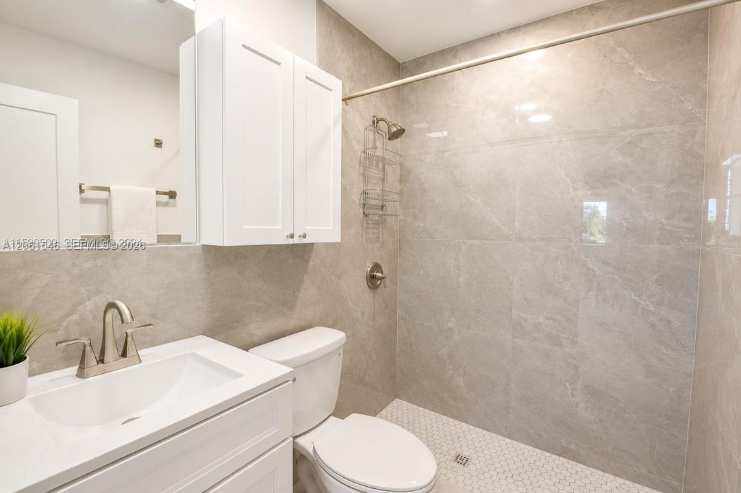 В аренду: $2,250 (2 спален, 1 ванн, 1730 Квадратных фут)