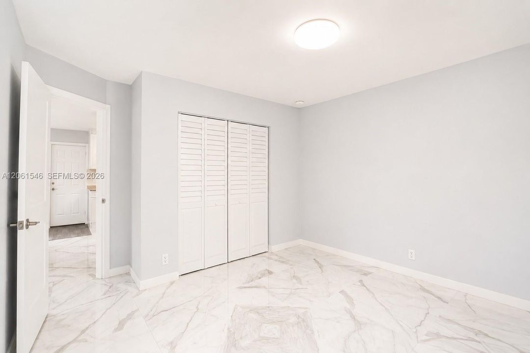 В аренду: $2,250 (2 спален, 1 ванн, 1730 Квадратных фут)