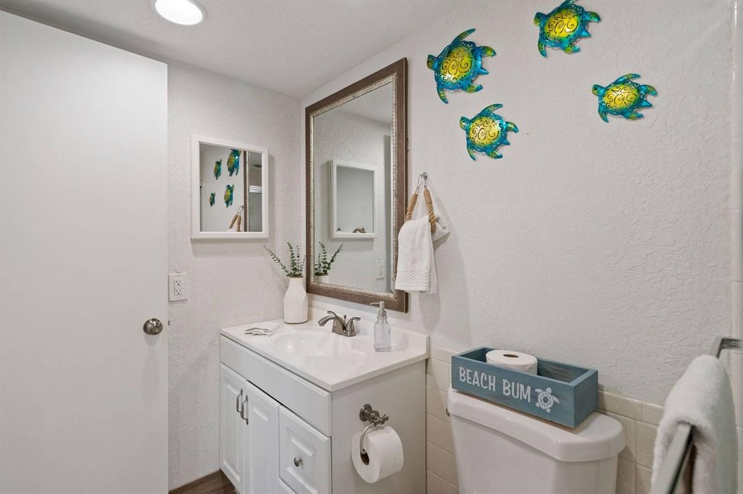 seaside bathroom1