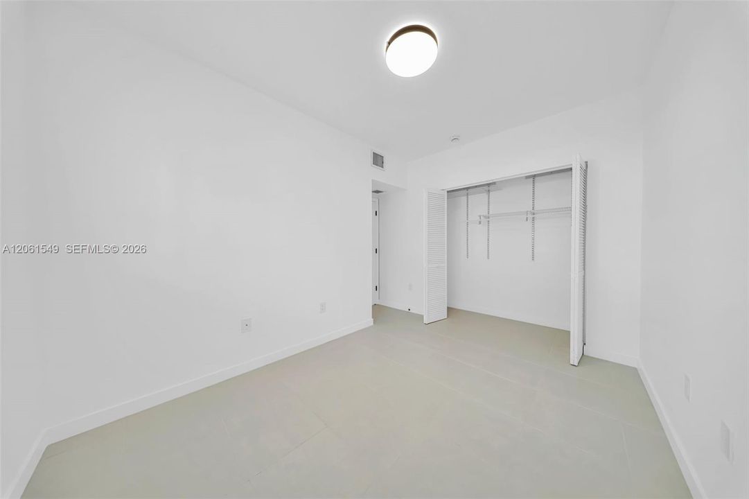 На продажу: $489,100 (2 спален, 2 ванн, 823 Квадратных фут)