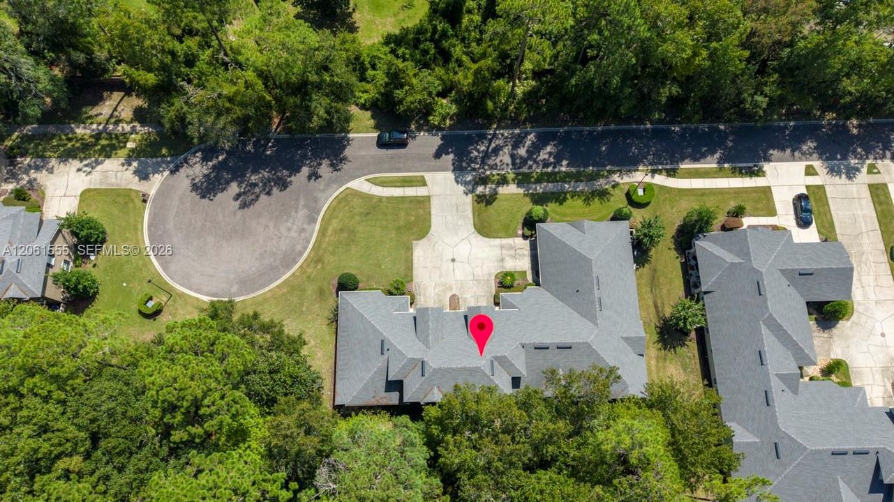 For Sale: $299,900 (3 beds, 2 baths, 2029 Square Feet)
