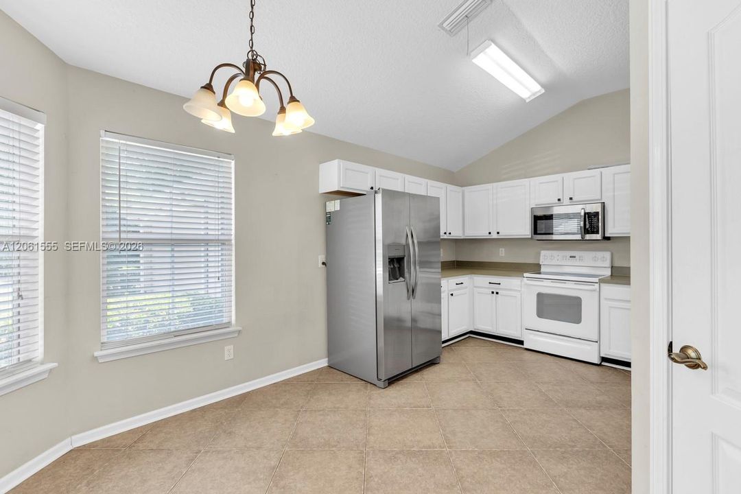 For Sale: $299,900 (3 beds, 2 baths, 2029 Square Feet)
