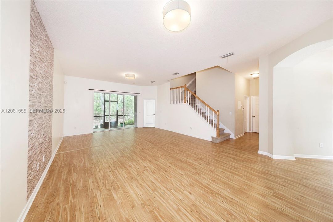 For Sale: $324,000 (3 beds, 2 baths, 2029 Square Feet)