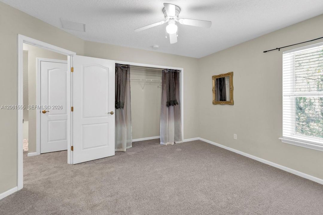For Sale: $299,900 (3 beds, 2 baths, 2029 Square Feet)