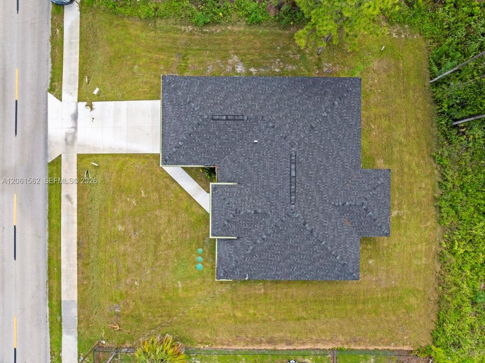 En Venta: $334,900 (3 camas, 2 baños, 1630 Pies cuadrados)