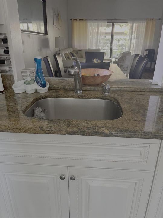 7551 kitchen 1