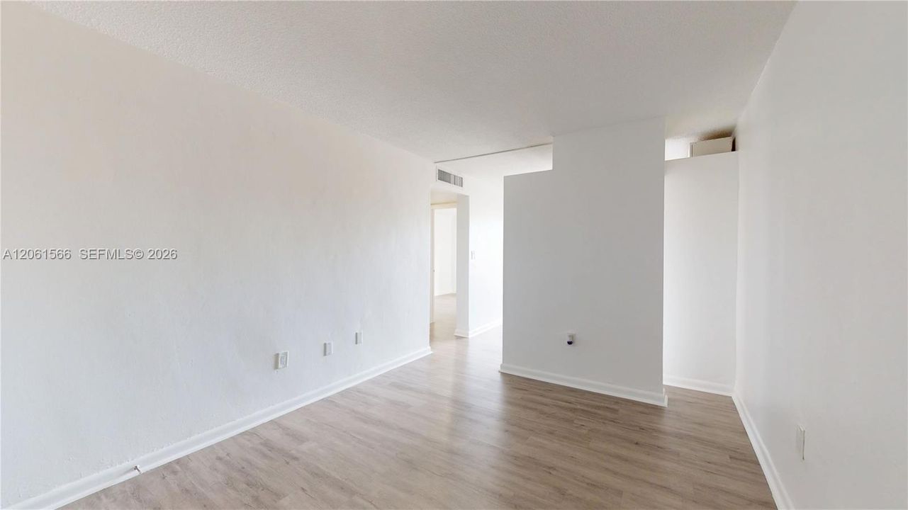 В аренду: $2,100 (2 спален, 1 ванн, 39116 Квадратных фут)