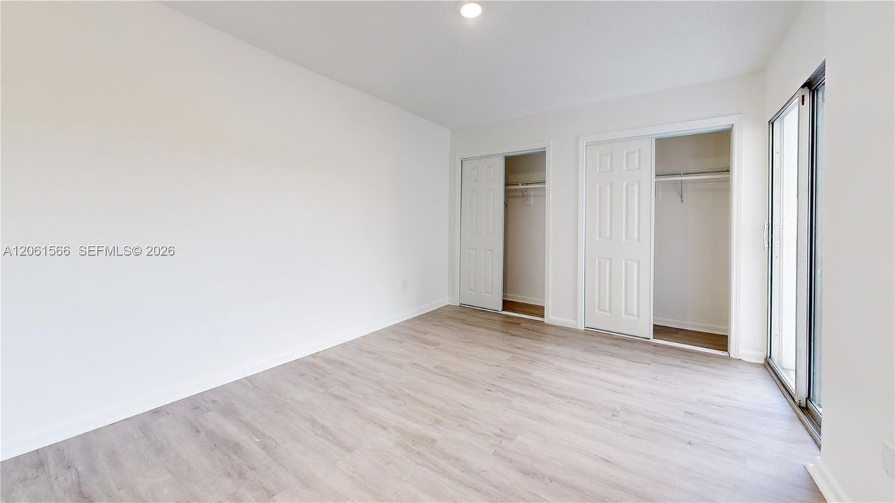 В аренду: $2,100 (2 спален, 1 ванн, 39116 Квадратных фут)