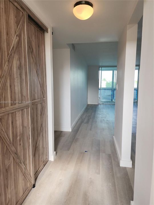 На продажу: $119,900 (1 спален, 1 ванн, 640 Квадратных фут)