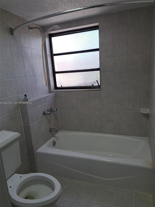 В аренду: $2,650 (3 спален, 2 ванн, 1240 Квадратных фут)