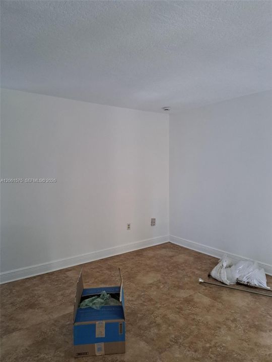 В аренду: $2,650 (3 спален, 2 ванн, 1240 Квадратных фут)