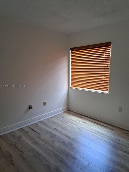В аренду: $2,650 (3 спален, 2 ванн, 1240 Квадратных фут)