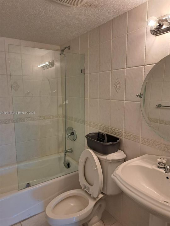 В аренду: $2,650 (3 спален, 2 ванн, 1240 Квадратных фут)