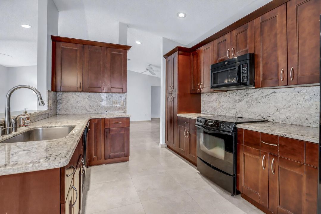 Kitchen 3