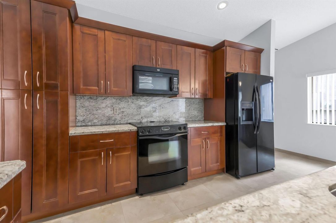 Kitchen 4