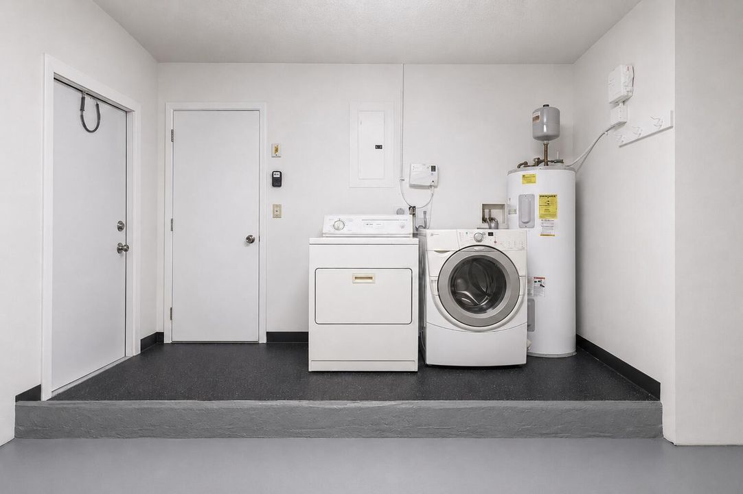 Garage 2