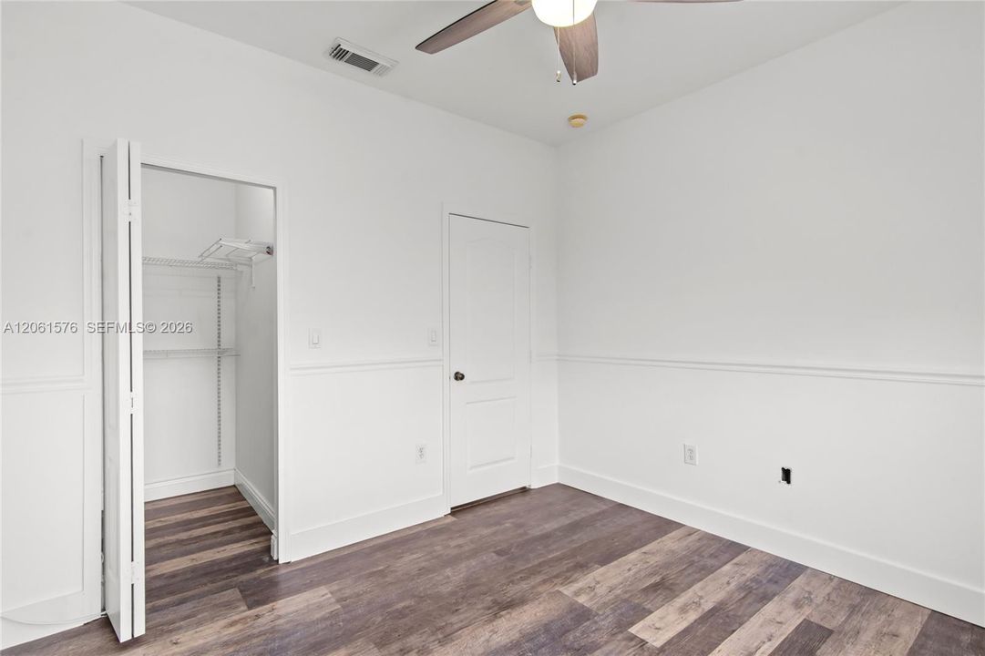 For Rent: $5,200 (4 beds, 2 baths, 2552 Square Feet)