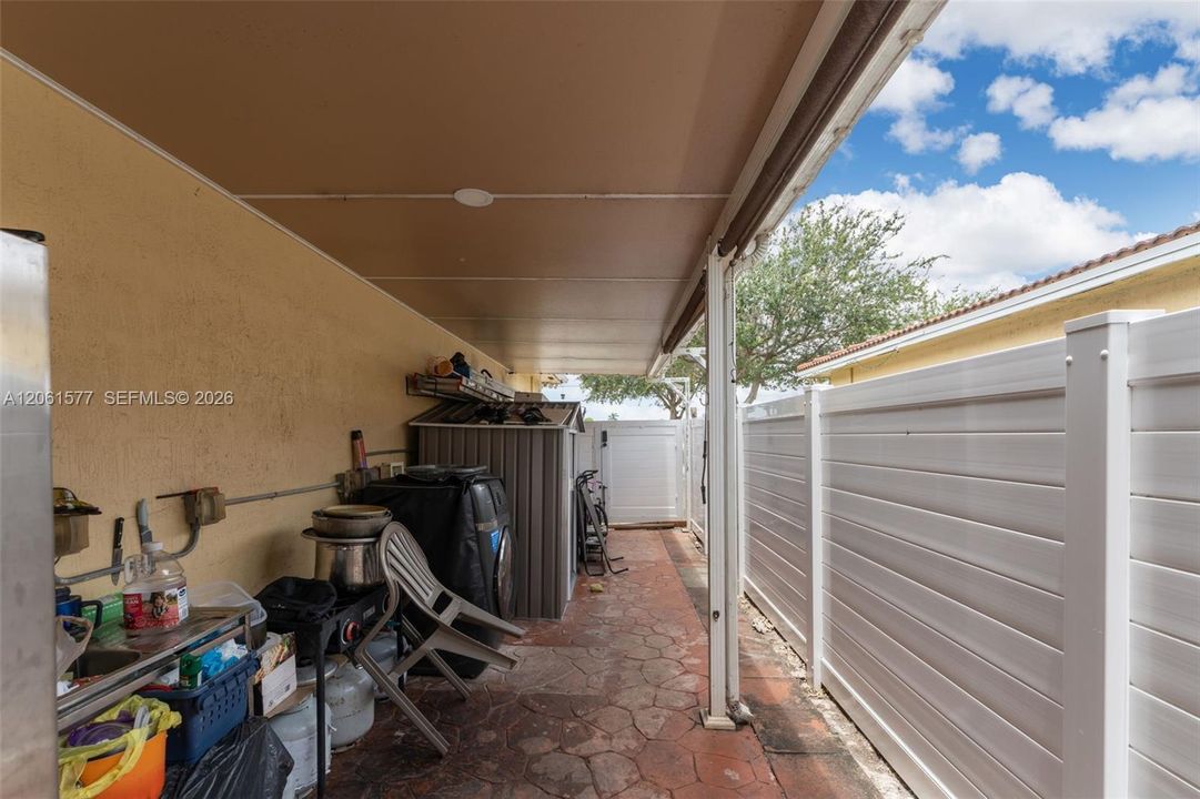 En Venta: $370,000 (3 camas, 2 baños, 1182 Pies cuadrados)