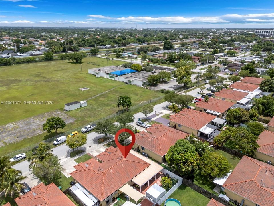 En Venta: $370,000 (3 camas, 2 baños, 1182 Pies cuadrados)