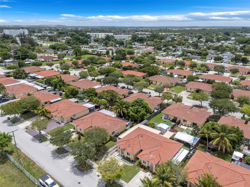 En Venta: $370,000 (3 camas, 2 baños, 1182 Pies cuadrados)