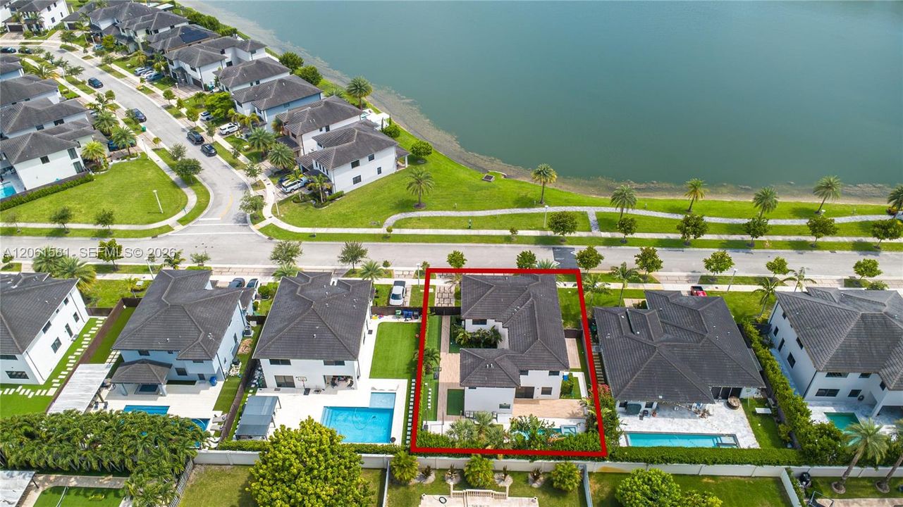 На продажу: $1,450,000 (5 спален, 3 ванн, 3019 Квадратных фут)