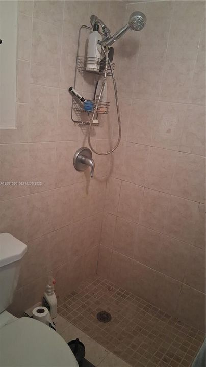 На продажу: $240,000 (3 спален, 2 ванн, 1450 Квадратных фут)