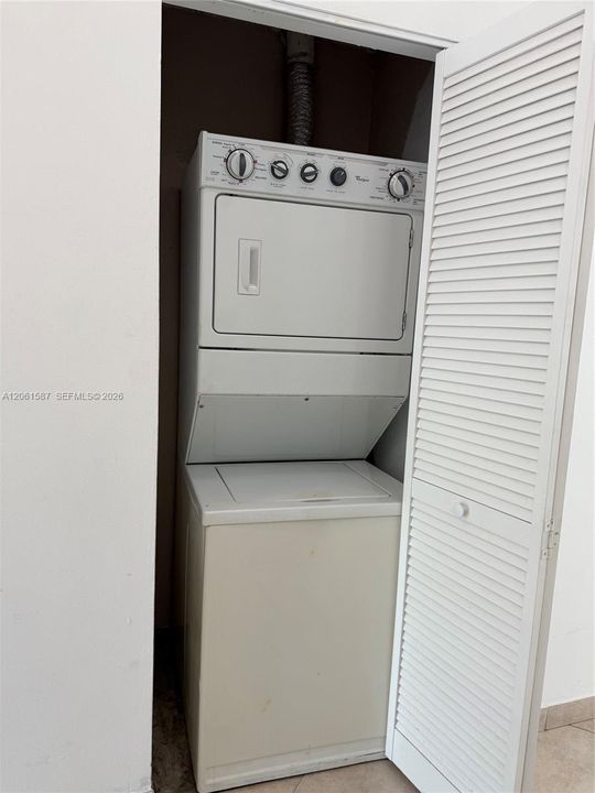 En Renta: $3,200 (3 camas, 2 baños, 1170 Pies cuadrados)
