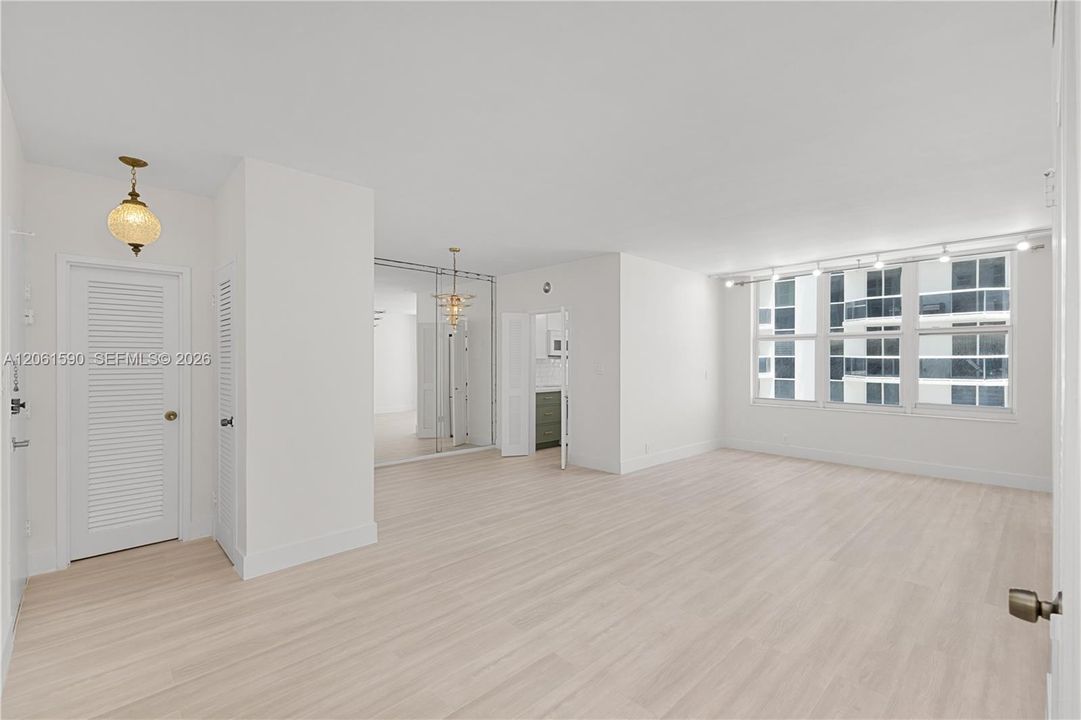 В аренду: $4,850 (2 спален, 2 ванн, 1134 Квадратных фут)