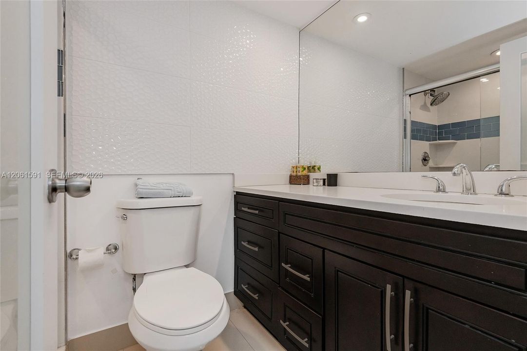 На продажу: $399,999 (0 спален, 1 ванн, 543 Квадратных фут)