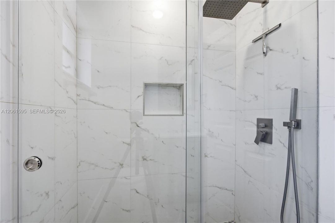 В аренду: $3,490 (3 спален, 2 ванн, 1200 Квадратных фут)