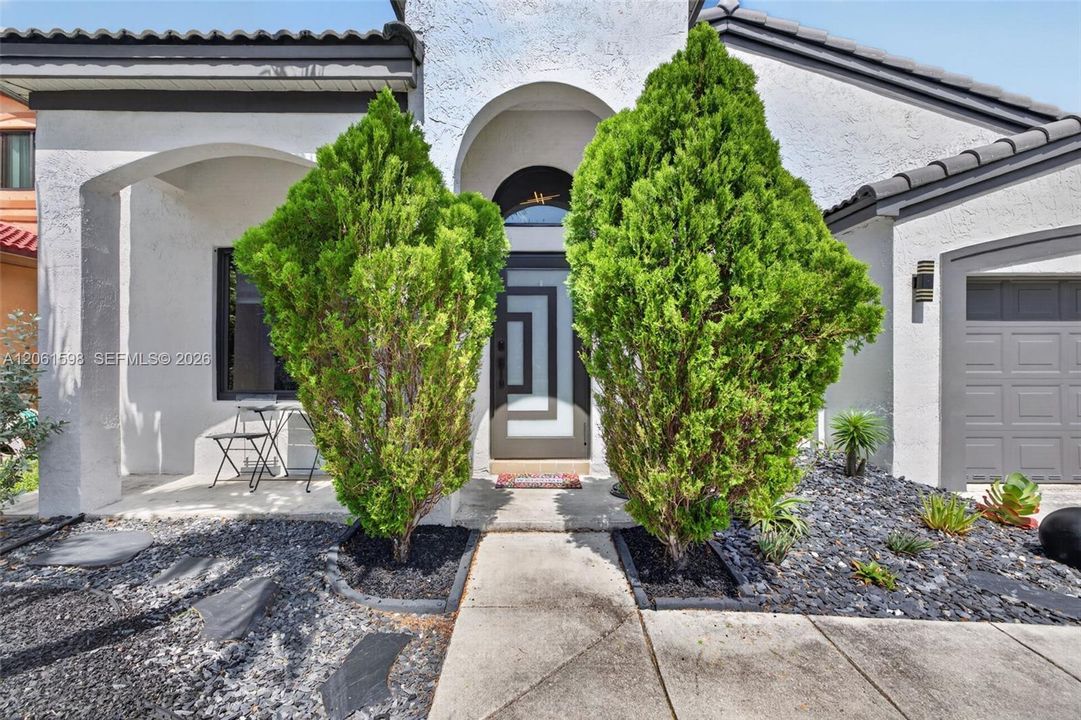 Active With Contract: $650,000 (3 beds, 2 baths, 1876 Square Feet)