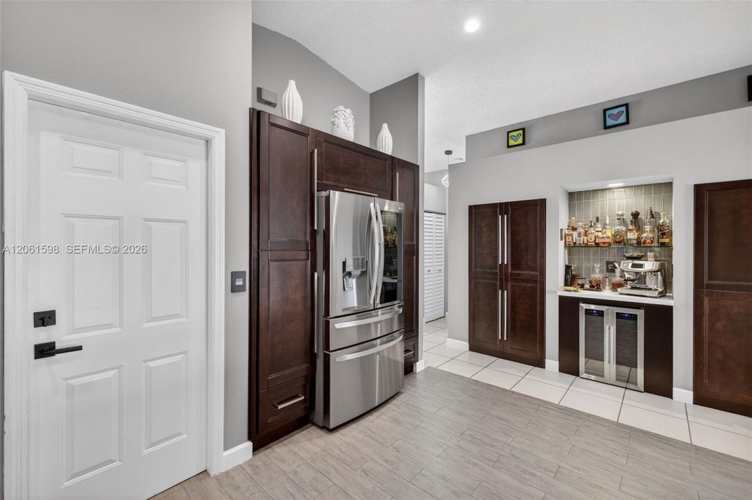 Active With Contract: $650,000 (3 beds, 2 baths, 1876 Square Feet)