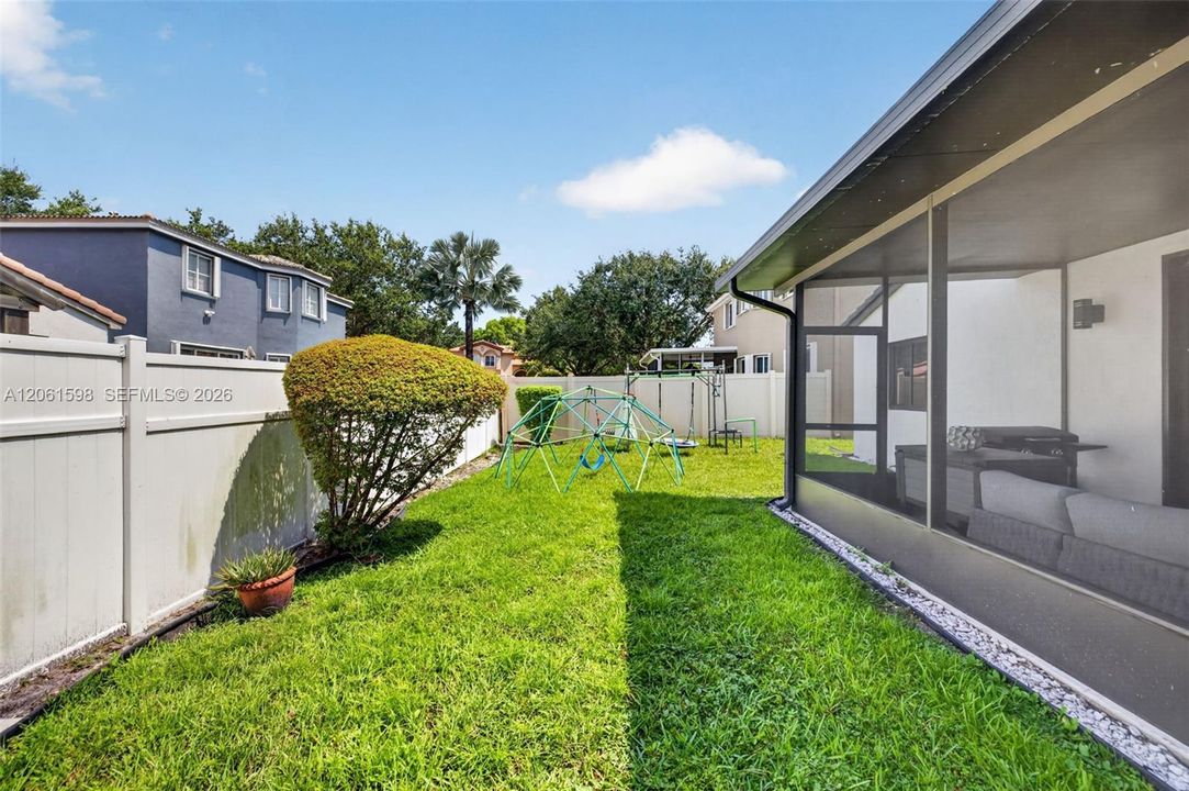 Active With Contract: $650,000 (3 beds, 2 baths, 1876 Square Feet)