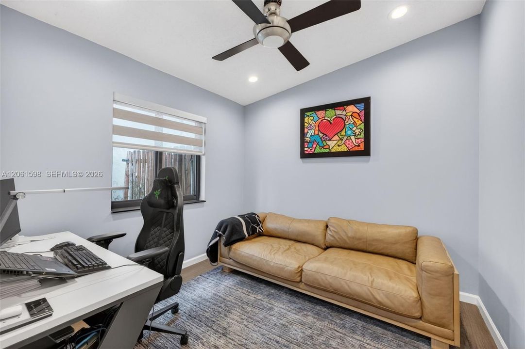 Active With Contract: $650,000 (3 beds, 2 baths, 1876 Square Feet)
