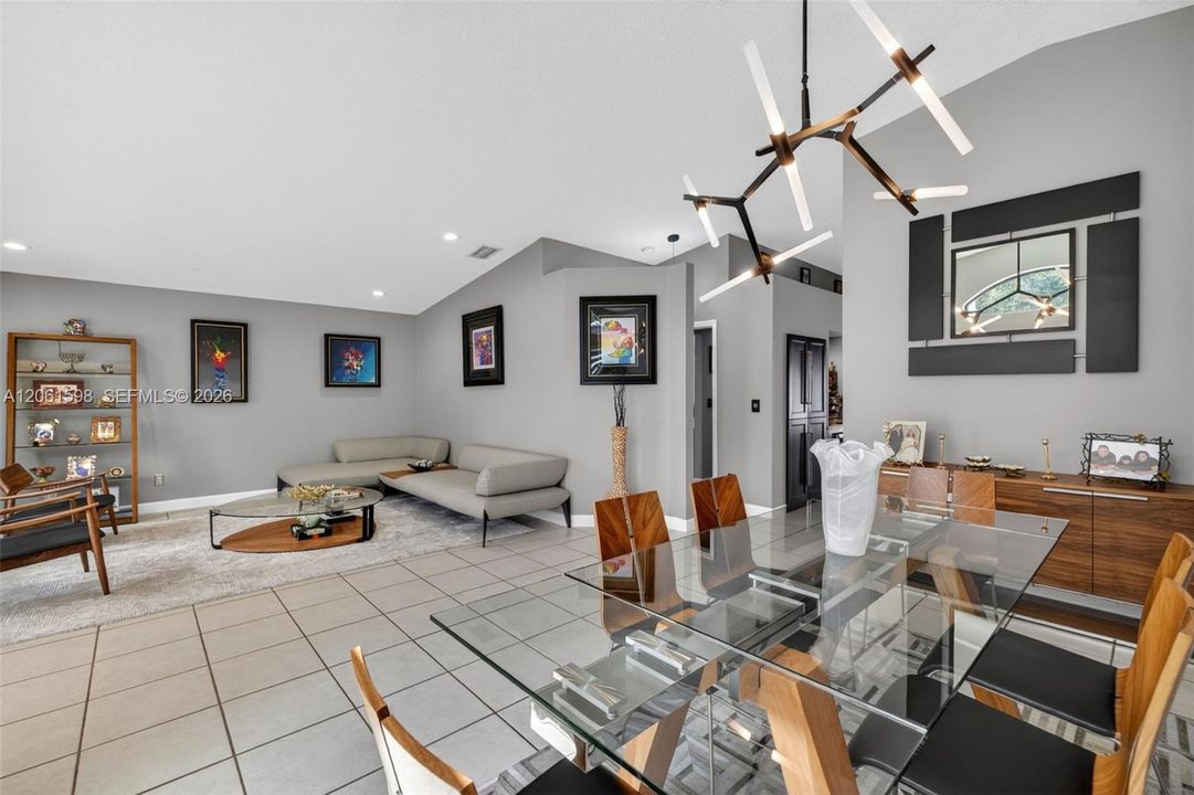 Active With Contract: $650,000 (3 beds, 2 baths, 1876 Square Feet)