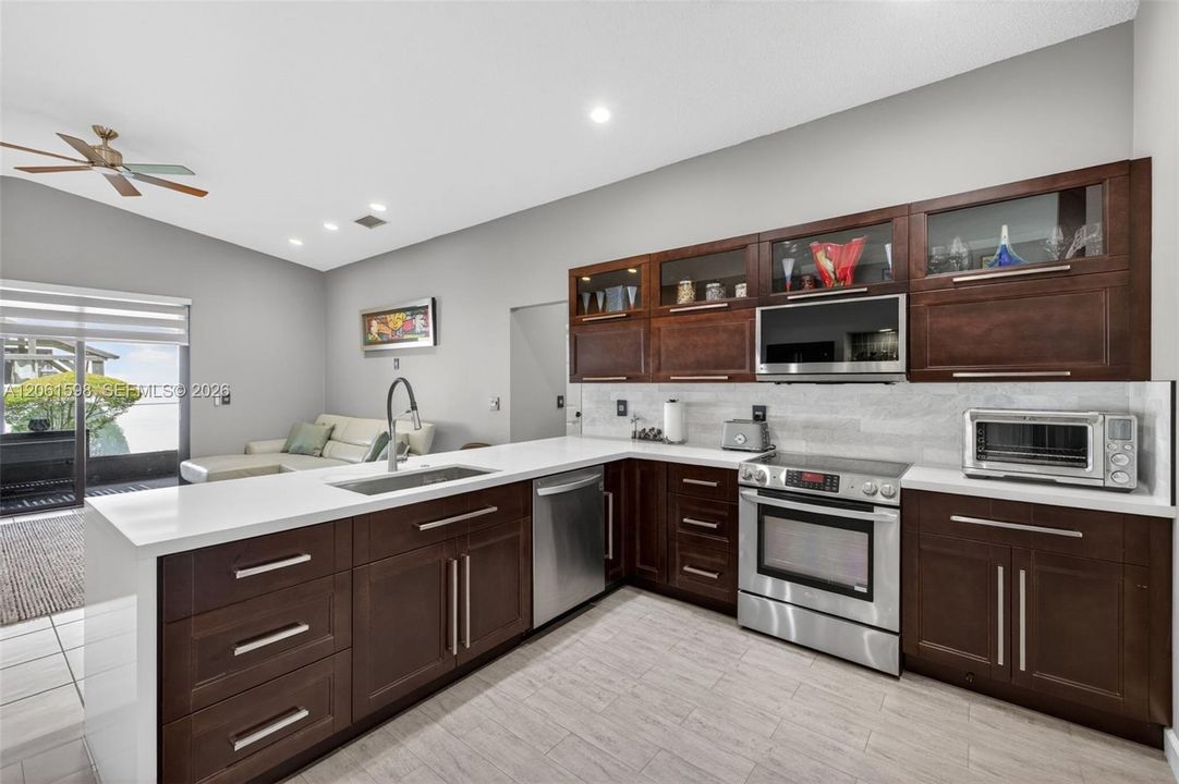 Active With Contract: $650,000 (3 beds, 2 baths, 1876 Square Feet)